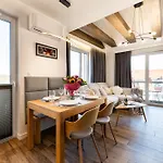 Myhome Dwupoziomowy *
